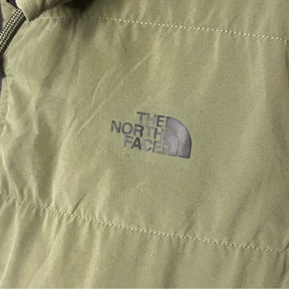 The North Face Lightweight Fabric Quilted Jacket Medium Green Hooded Full Zip - Picture 7 of 11